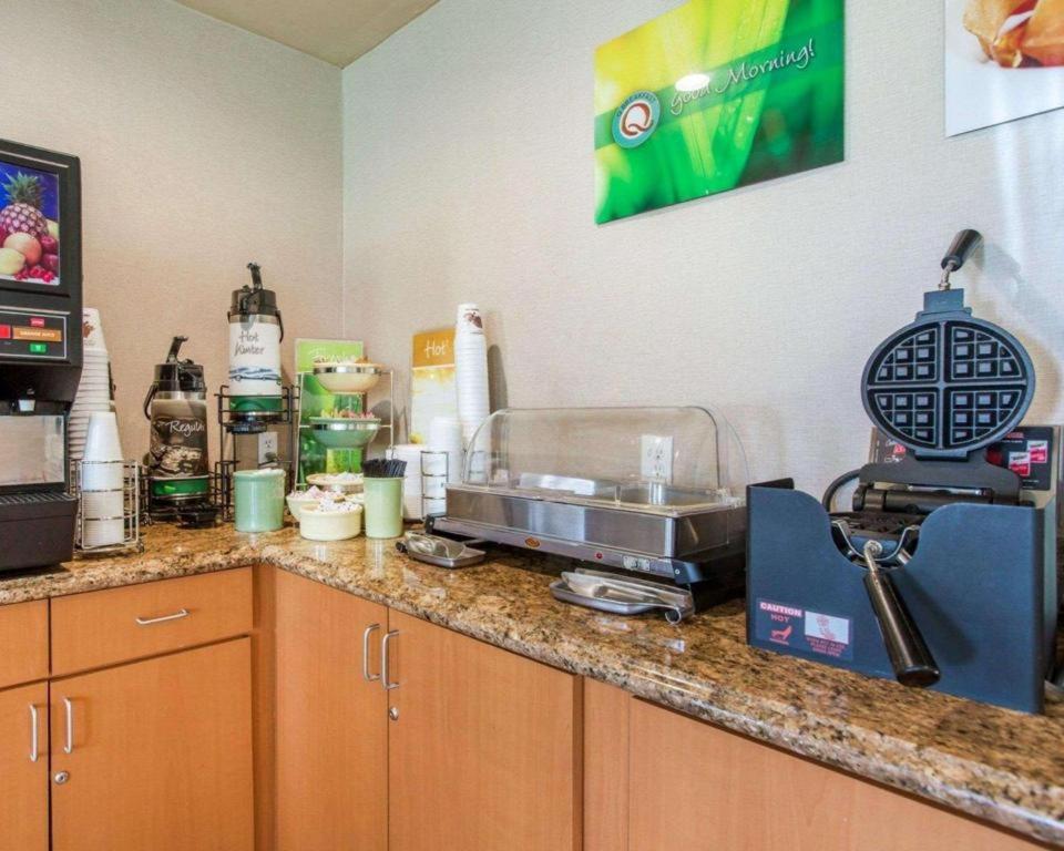 סן ברנרדינו Quality Inn מראה חיצוני תמונה